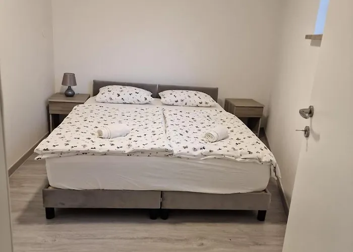 Mediteran شقة كوبر